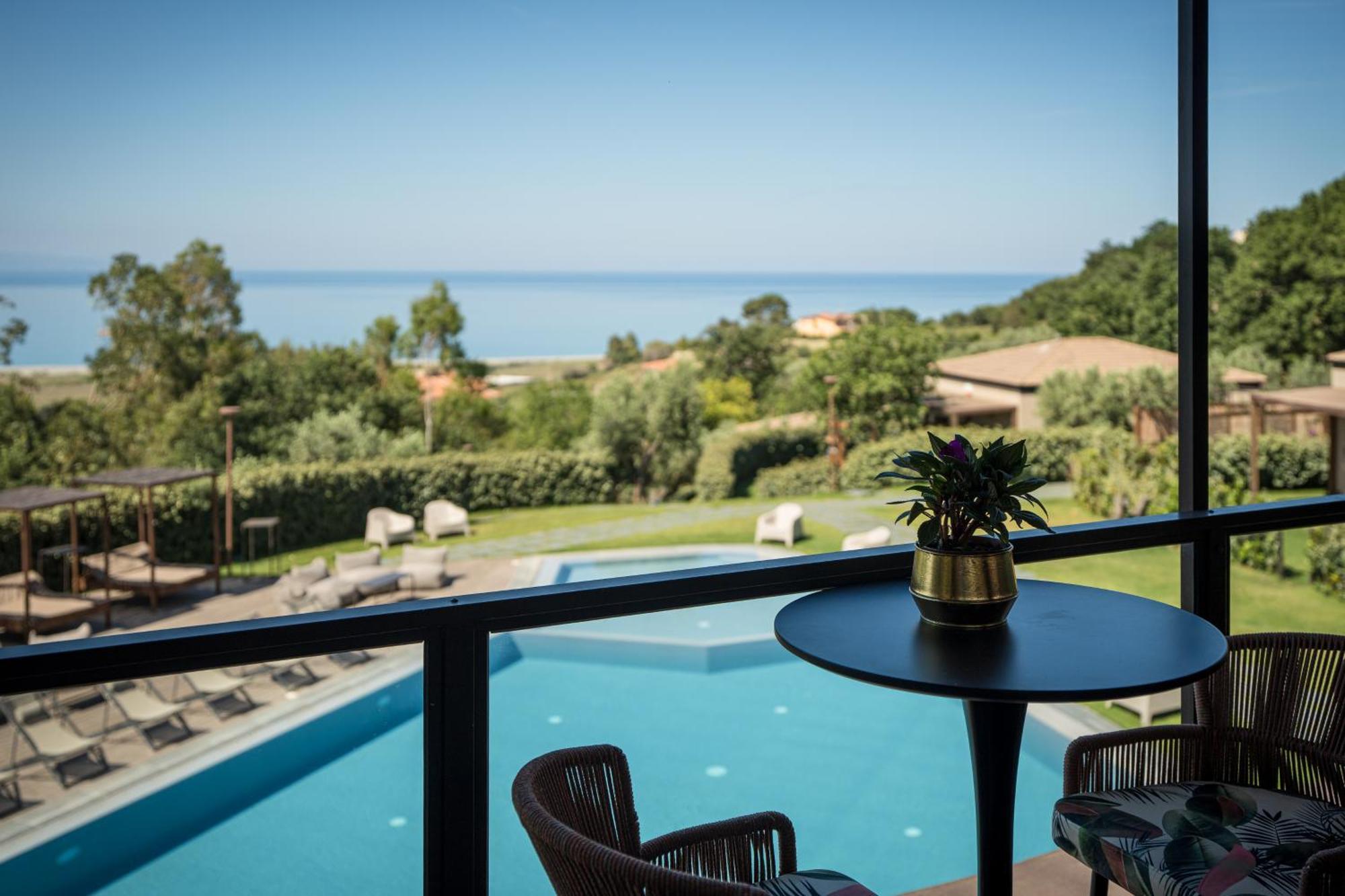 Hang Loose Cottage Hotel & Resort 4 Stelle Gizzeria Calabria Esterno foto